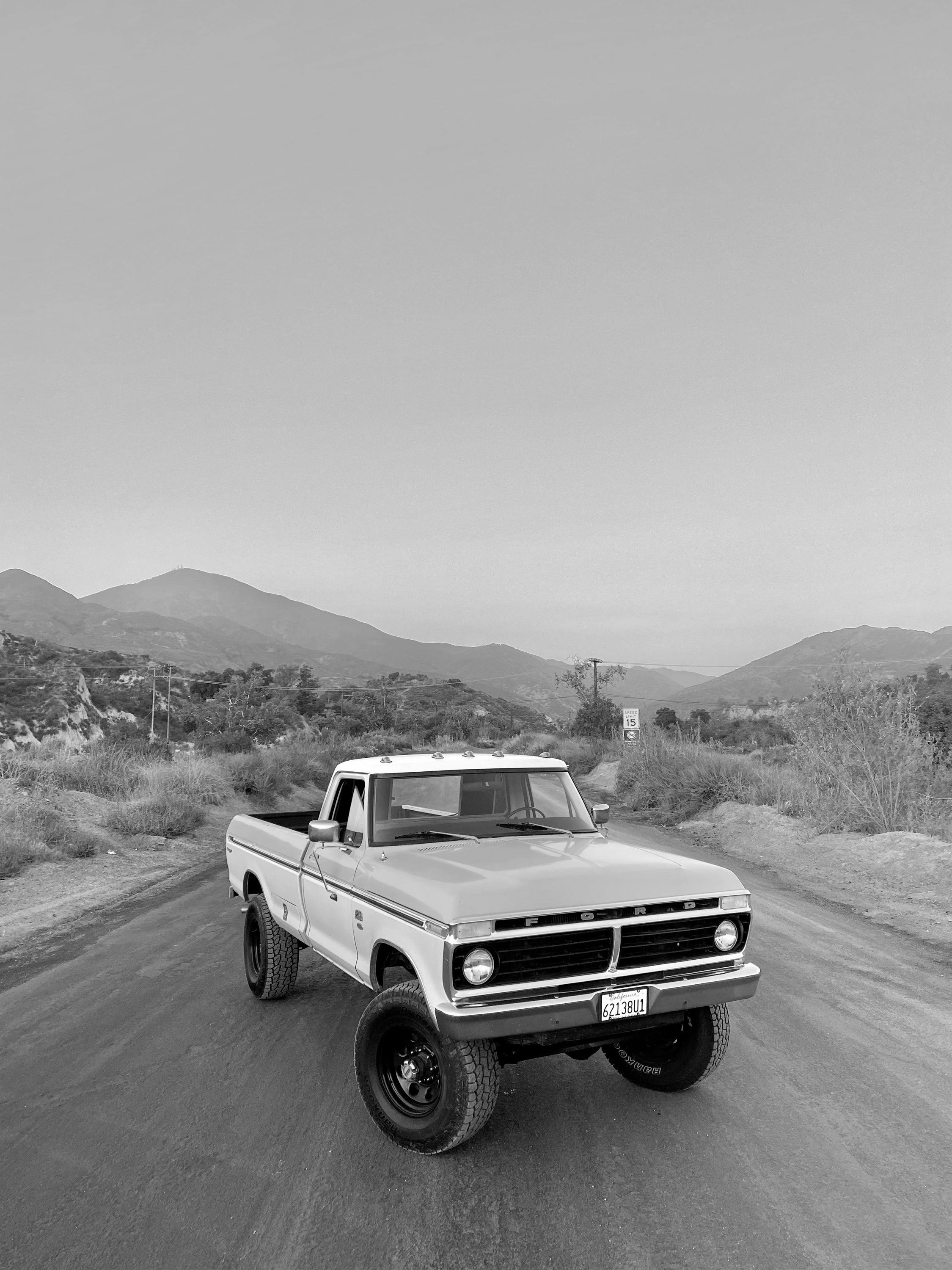 1975 Ford F-250 Highboy Wind Blue FINE ART PRINT