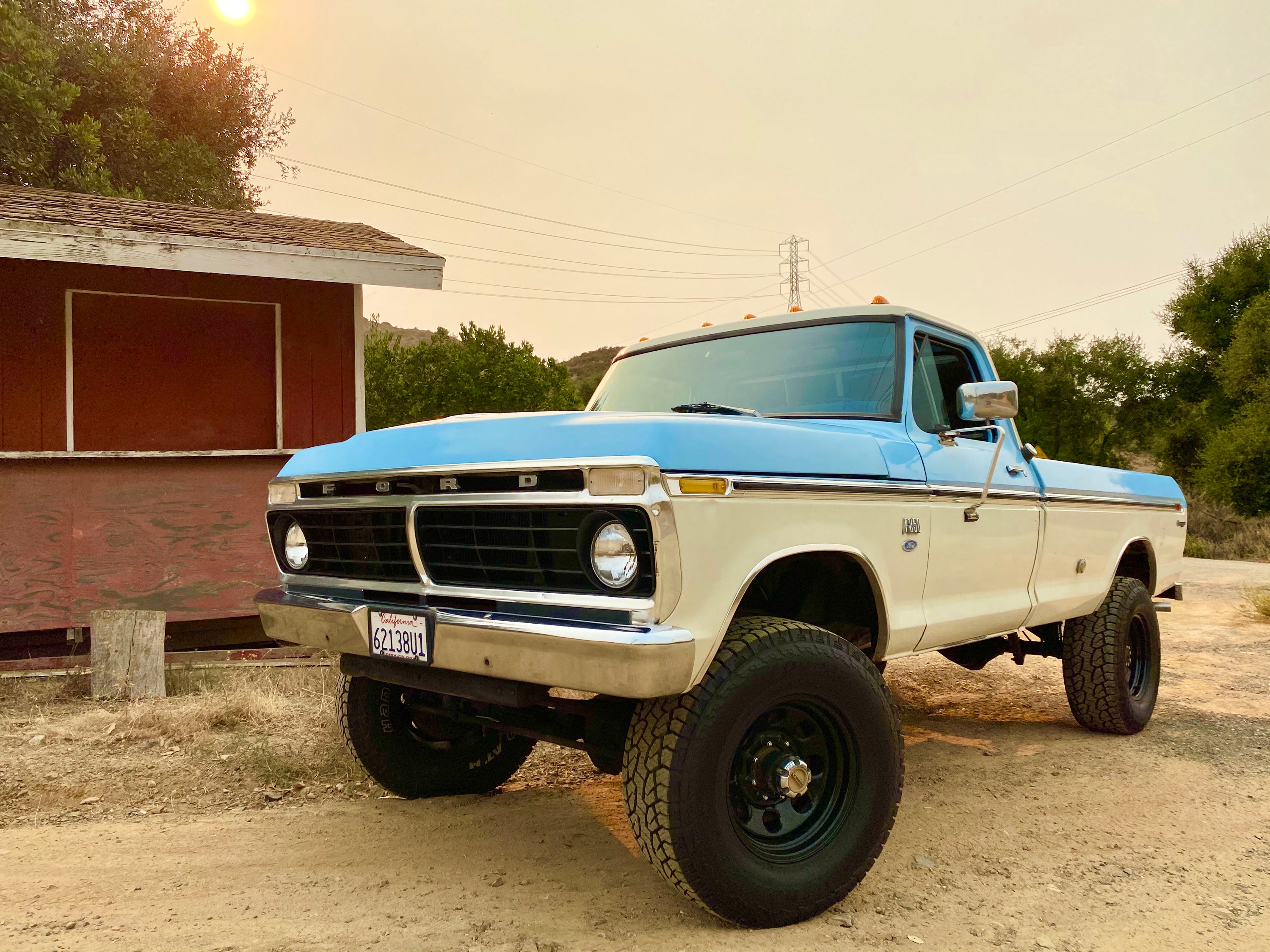 1975 Ford F-250 Highboy Wind Blue FINE ART PRINT