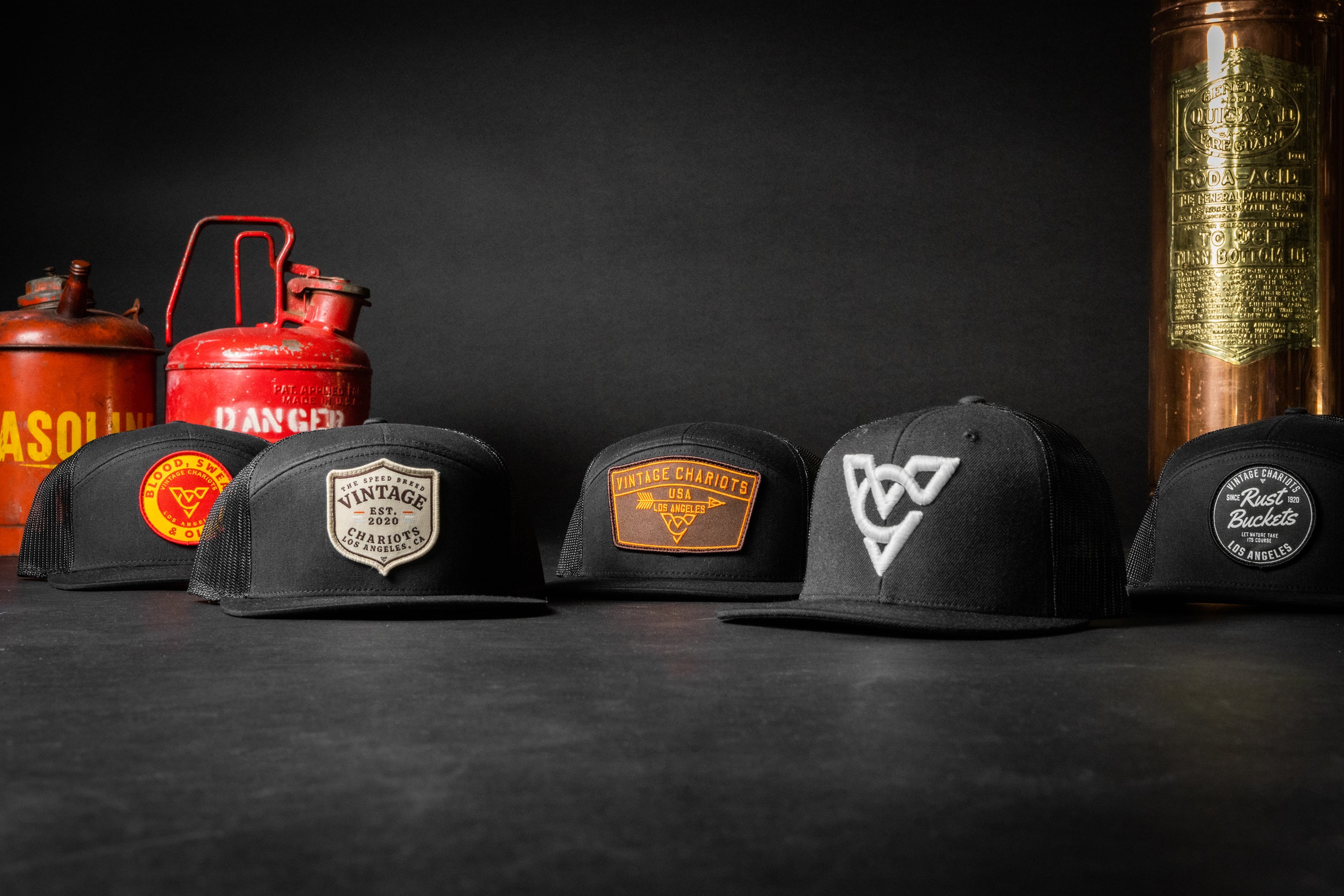 THE ARROW (Black/Black 7-Panel)