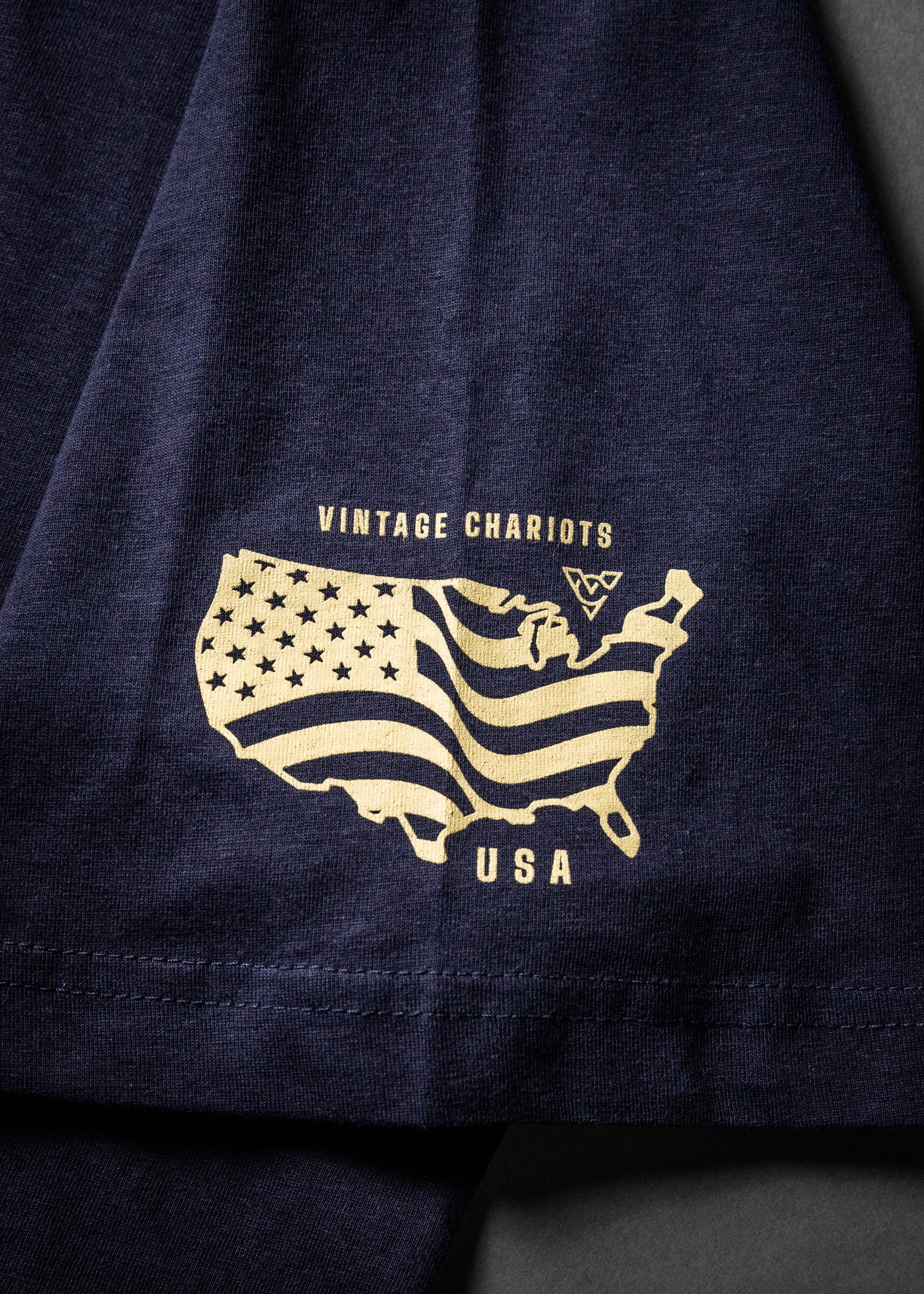 FIND YOUR EGG TEE (Navy)