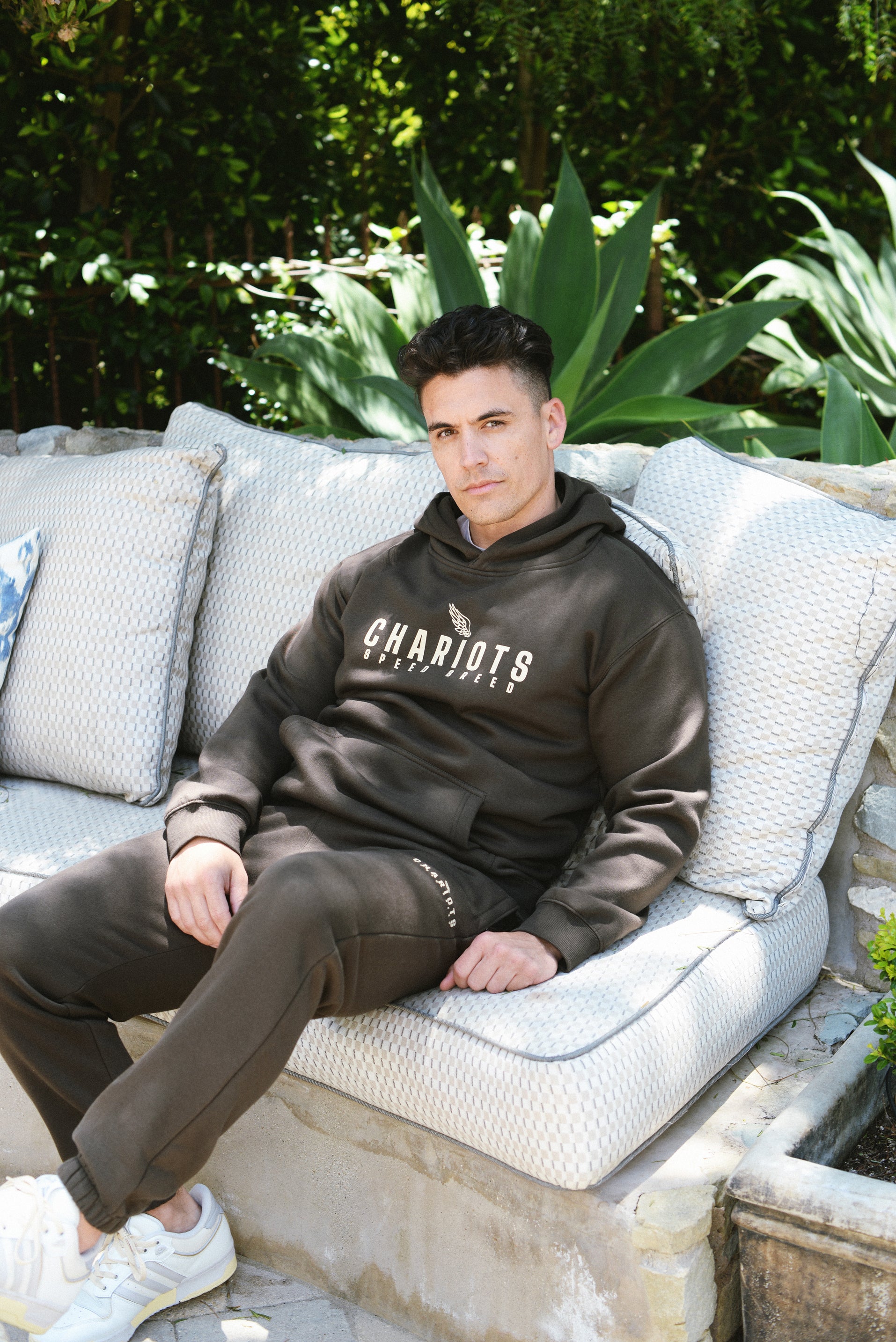 WINGS ULTIMAE PREMIUM PULLOVER HOODIE (Tobacco)