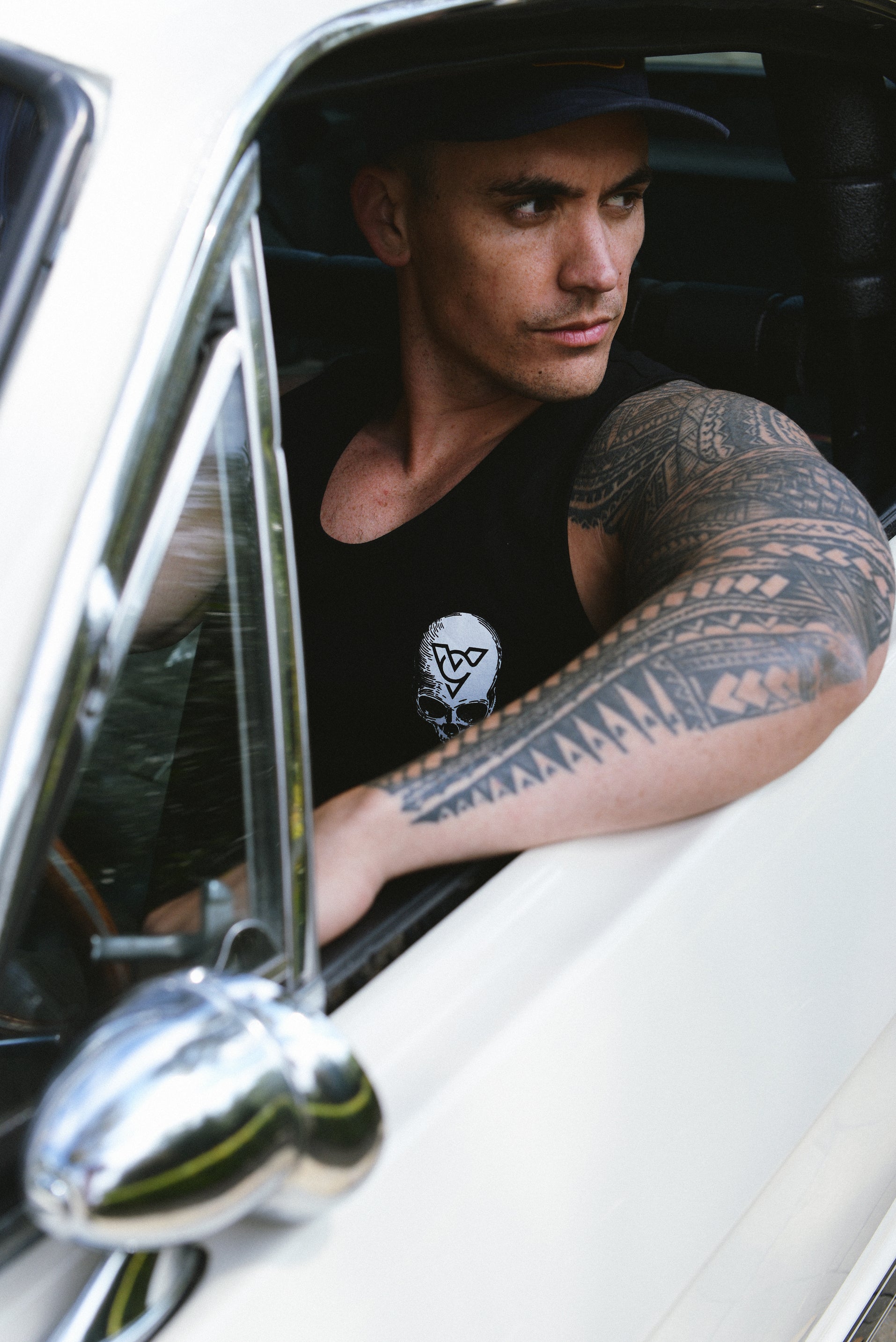 FLYING SKULL TANK (Black)