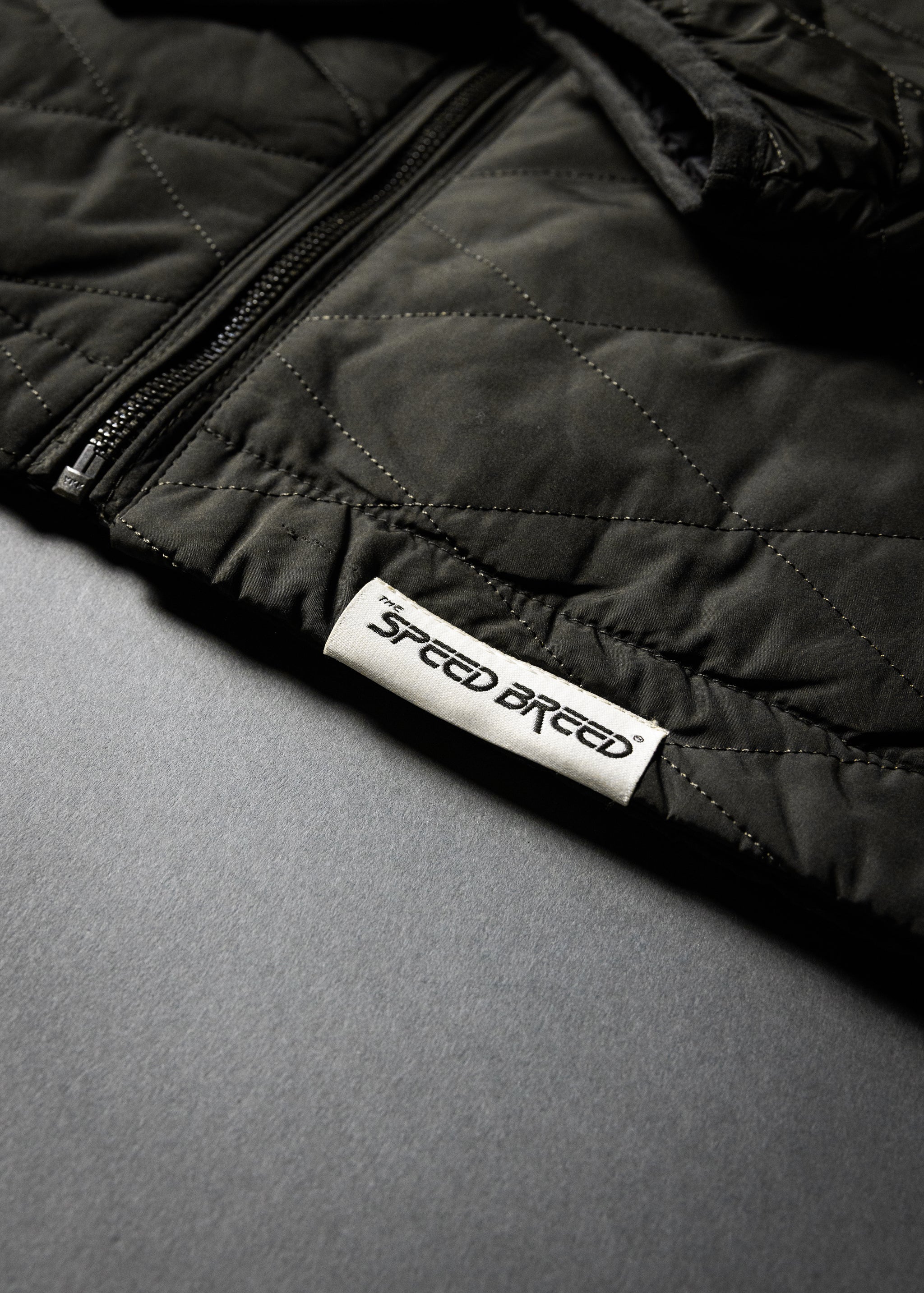 SPEED BREED PREMIUM REVERSIBLE QUILTED PUFFER JACKET (Dark Olive/Navy)