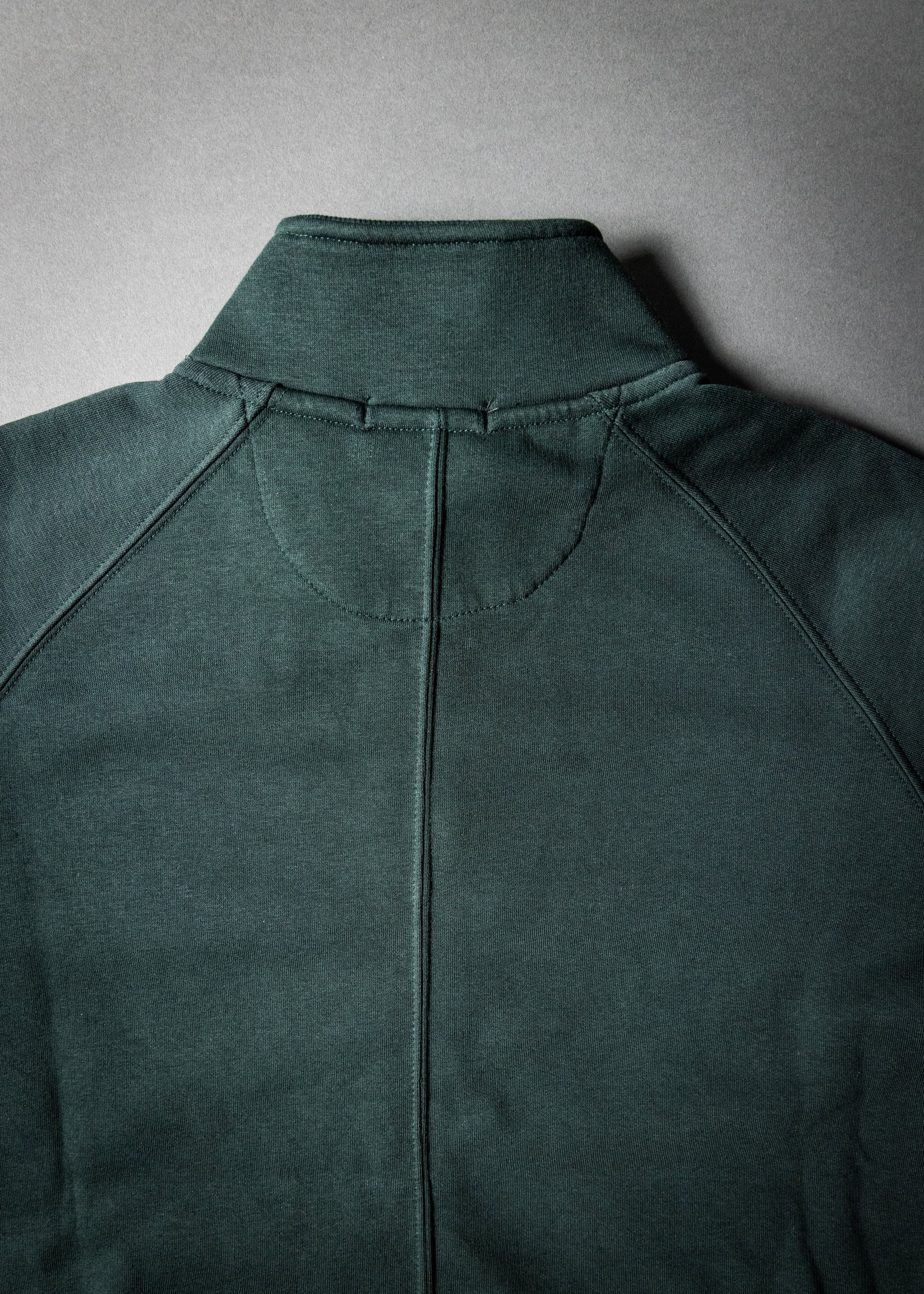 SPEED BREED PREMIUM FULL-ZIP TRACK JACKET (Hunter Green/Light Gold)