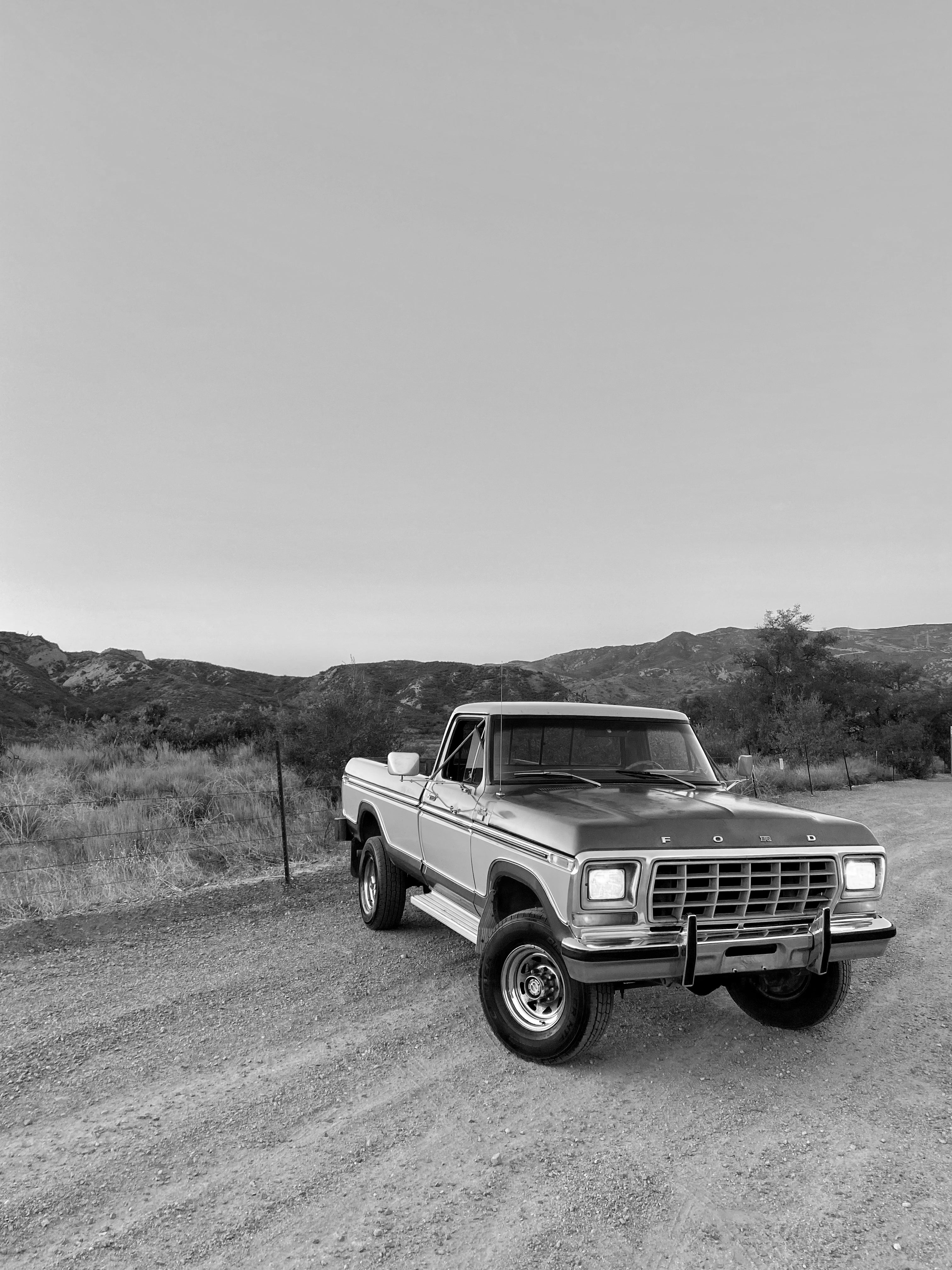 1978 Ford F-250 4x4 Ranger Lariat Tan FINE ART PRINT